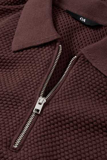 Pánské - Pletená polokošile - regular fit - strukturovaná - tmavohnědá