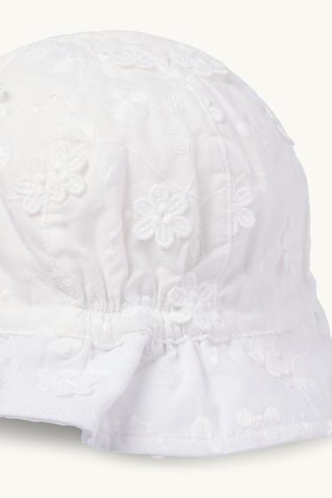 Bébés filles - Bob pour bébé - broderie anglaise - blanc