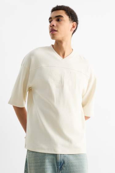 Men - T-shirt - oversized - cremewhite