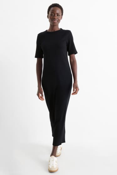 Femei - Rochie-tricou - reiată - negru