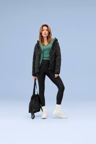 Dames - Gewatteerde jas met capuchon - zwart