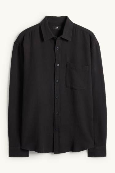 Hommes - Chemise - loose fit - col kent - finition texturée - noir
