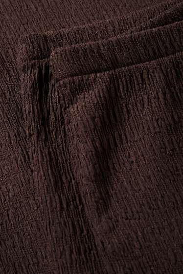 Damen - Flared Leggings - strukturiert - dunkelbraun