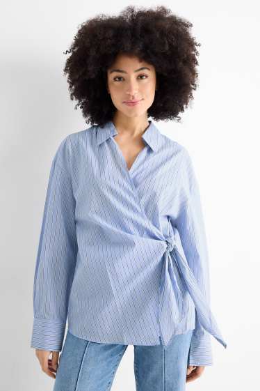 Dames - Blouse met V-hals en geknoopt detail - gestreept - lichtblauw