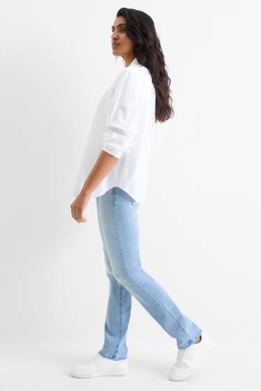 Women - Straight jeans - mid-rise waist - denim-light blue