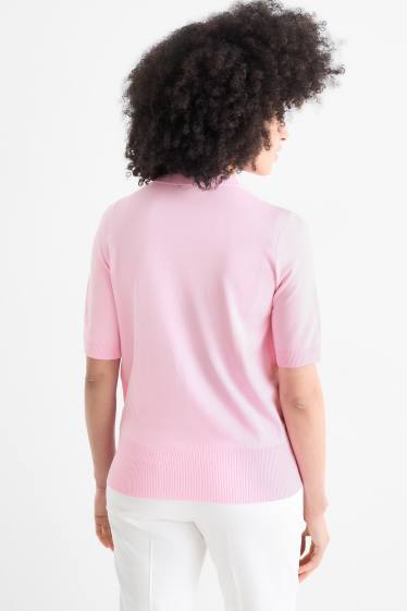 Women - Knitted jumper - short sleeve - rose
