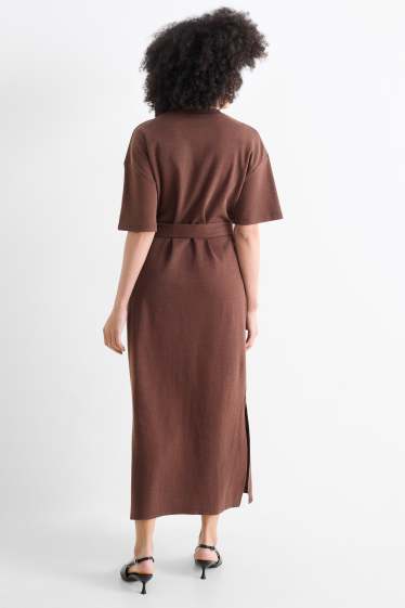 Femmes - Robe T-shirt avec ceinture - marron foncé