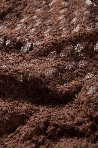 Dona - Vestit de blonda - marró