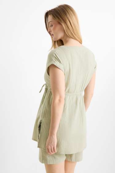 Women - Cheesecloth nursing blouse - light green