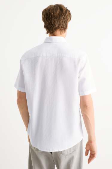 Hommes - Chemise - regular fit - col Kent - finition texturée - blanc