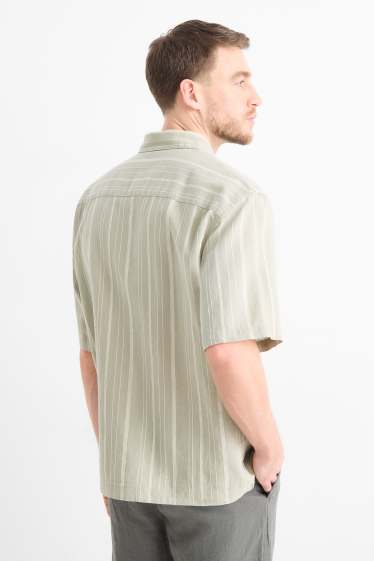 Hommes - Chemise - relaxed fit - col kent - lin mélangé - à rayures - vert clair