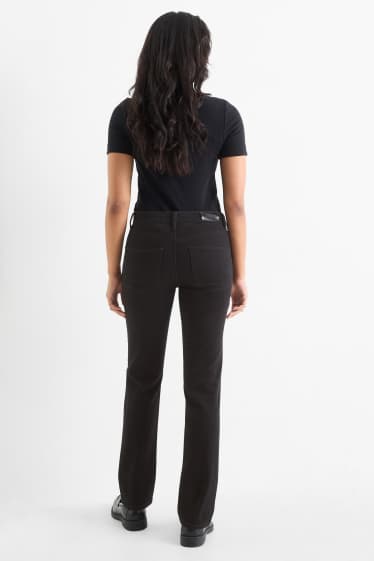 Femmes - Straight jean - mid waist - shaping jean - noir