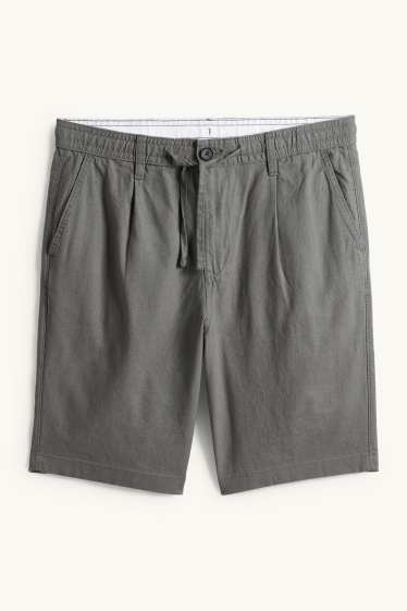 Men - Shorts - linen blend - green