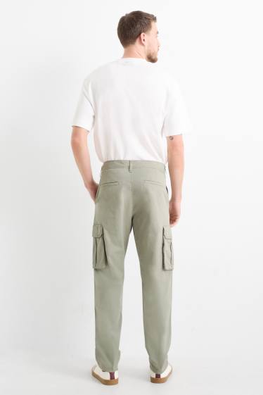 Home - Pantalons cargo - tapered fit - caqui