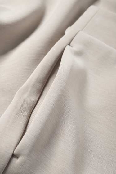 Damen - Sweat-Bermudas - beige