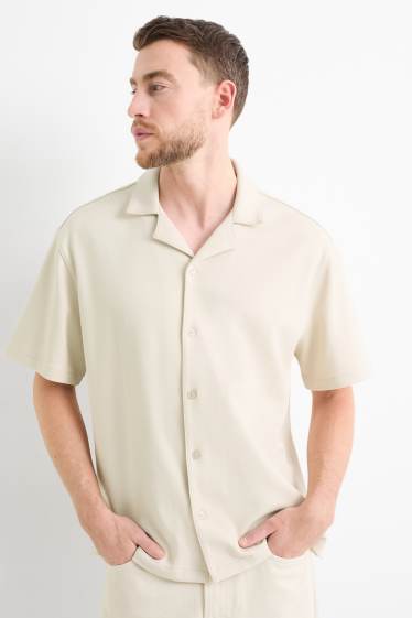 Home - Camisa - relaxed fit - coll solapa - blanc trencat