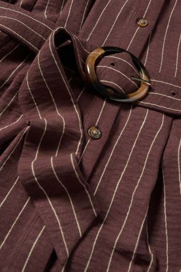 Femmes - Robe-chemise avec encolure en V et ceinture - fines rayures - marron
