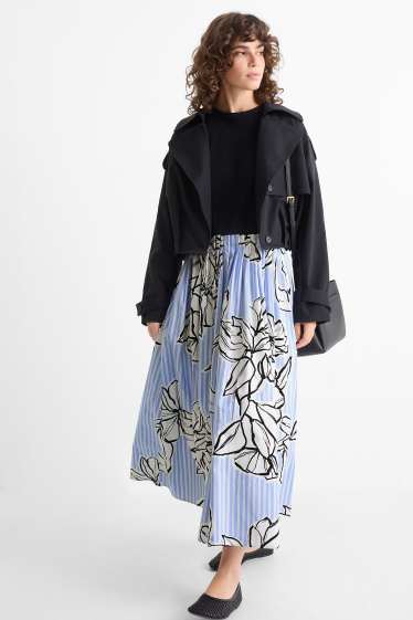 Dona - Faldilla prisada - de ratlles - de flors - blanc/blau