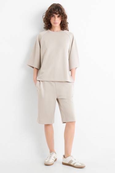 Damen - Sweat-Bermudas - beige