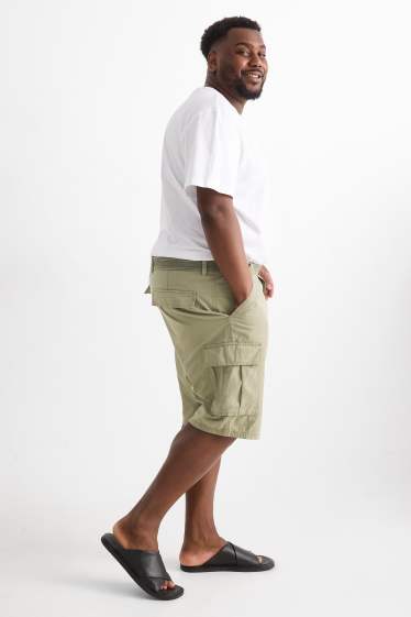 Herren - Cargo-Shorts mit Gürtel - strukturiert - grün