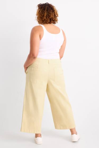 Femei - Pantaloni de stofă - talie înaltă - wide leg - galben