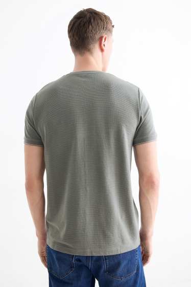Uomo - T-shirt - regular fit - tessuto tramato - kaki