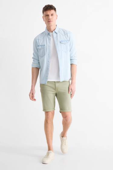 Uomo - Shorts di jeans - slim fit - verde chiaro