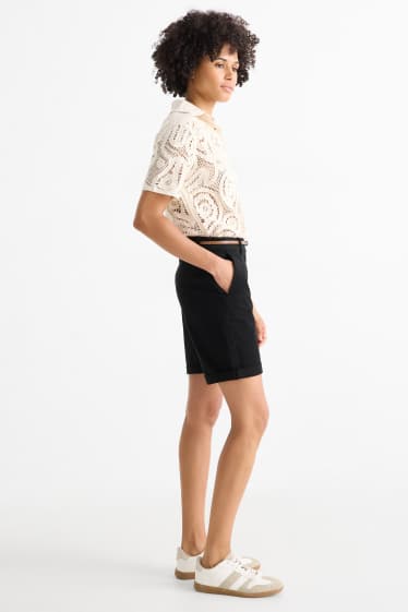 Women - Bermuda shorts with belt - mid-rise waist - black
