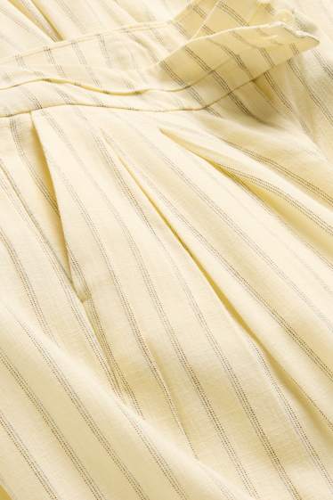 Femei - Pantaloni de stofă - talie medie - wide leg - structurați - galben