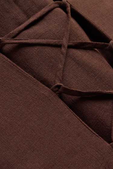 Kobiety - Kamizelka z domieszką lnu - z wcięciem w talii - brązowy
