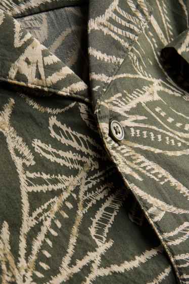 Home - Camisa - regular fit - coll solapa - estampada - verd