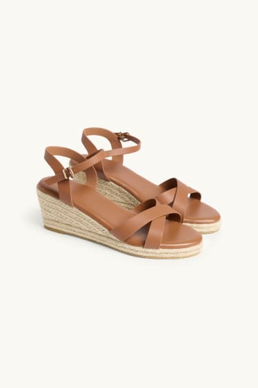 Femmes - Sandales à talons - marron