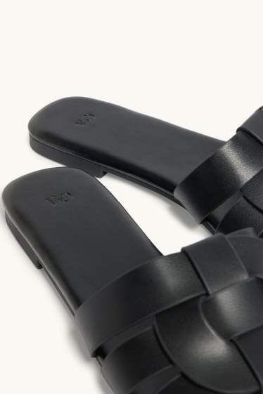 Femmes - Sandales - matière synthétique - noir