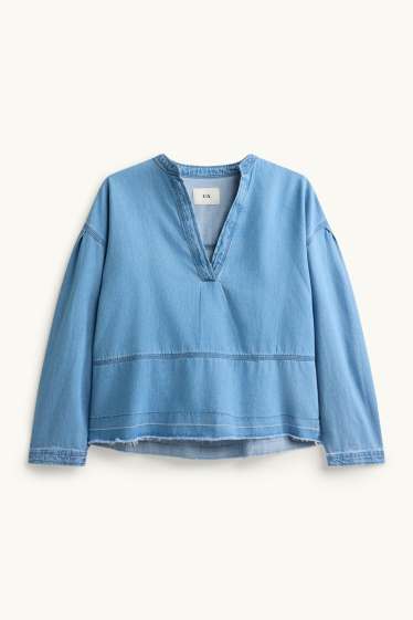 Femmes - Chemisier en jean à encolure en V - jean bleu