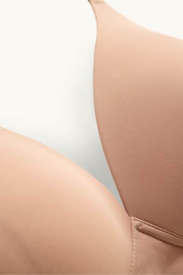 Femei - Sutien fără armătură - vătuit - bej
