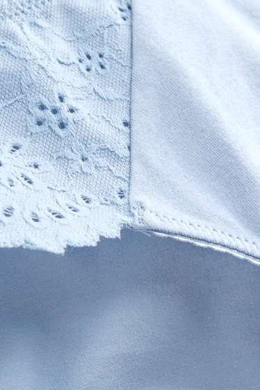 Femei - Chiloți - broderie englezească - albastru deschis