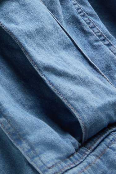 Herren - Jeans-Cargo-Shorts - Mid Waist - hellblau