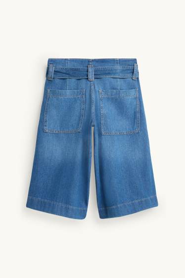 Women - Denim shorts with belt - mid-rise waist - blue denim