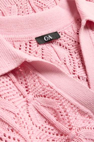 Women - Knitted jumper - short sleeve - rose