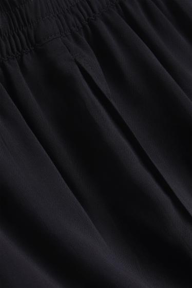 Women - Shorts - high waist - black