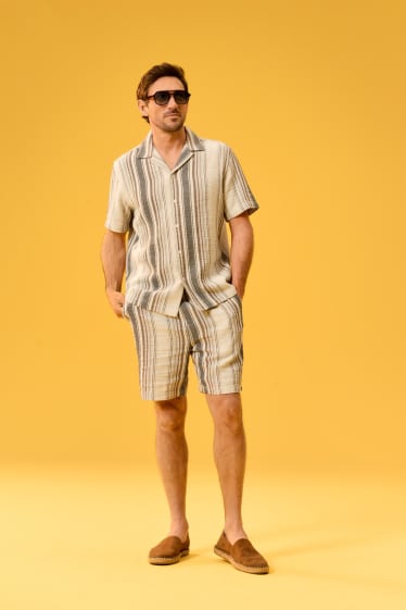 Home - Camisa - regular fit - coll solapa - de ratlles - texturada - marró clar