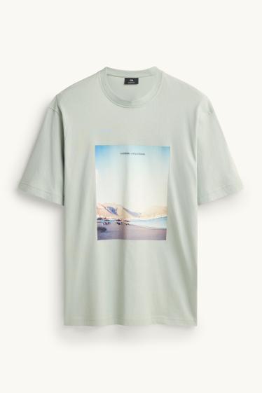 Herren - T-Shirt - Relaxed Fit - hellgrün