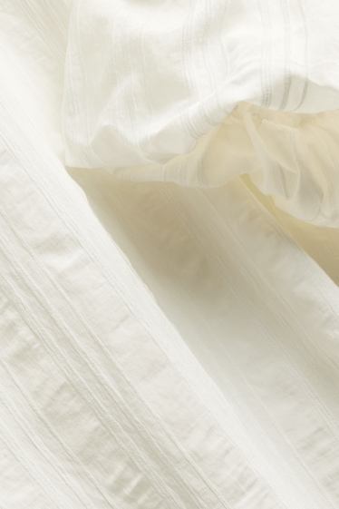 Femmes - Chemisier - finition texturée - blanc