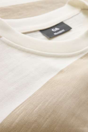 Herren - T-Shirt - Relaxed Fit - gestreift - weiss / beige