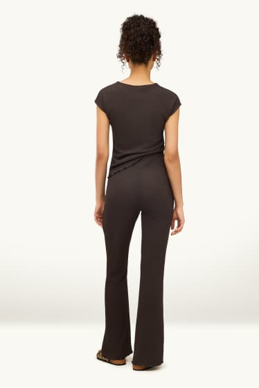 Damen - Flared Leggings - strukturiert - dunkelbraun