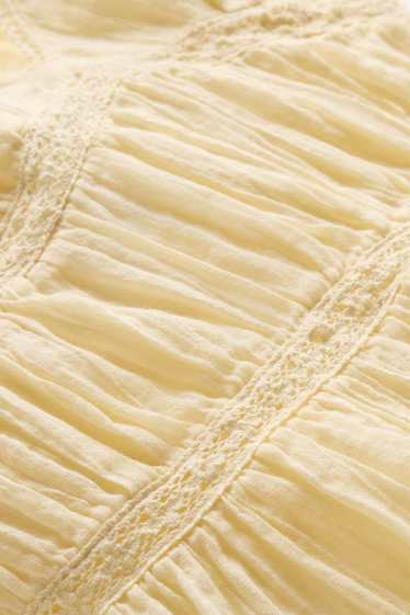 Dámské - Halenka bez rukávů - s nařasením - béžová