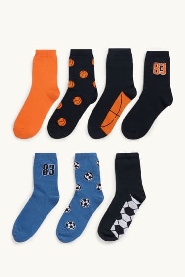 Kinderen: jongens - Set van 7 paar - voetbal en basketball - sokken met motief - blauw / zwart