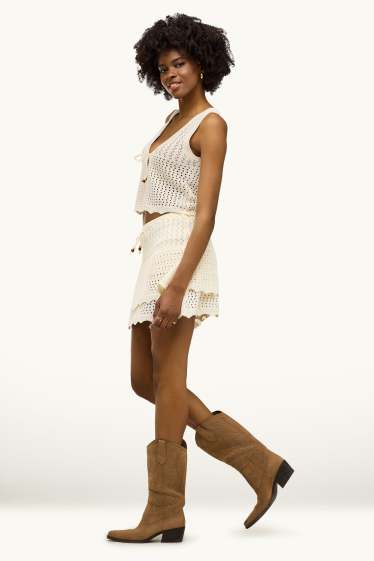 Women - Miniskirt - textured - creme