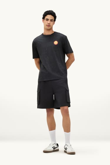 Men - Sweat shorts - black