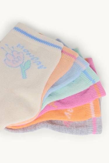 Kinderen: meisjes - Set van 7 paar - dagen van de week - sokken met motief - fuchsiarood